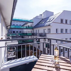 https://vagabond-apartments-suites.inbudapesthotels.com